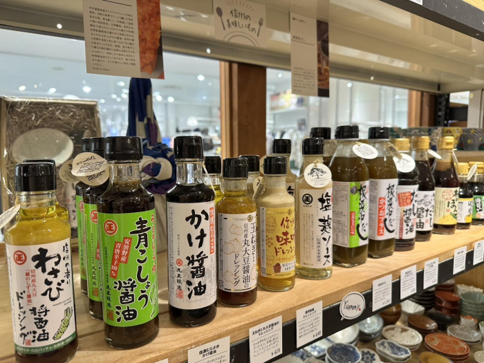 Three little song birds