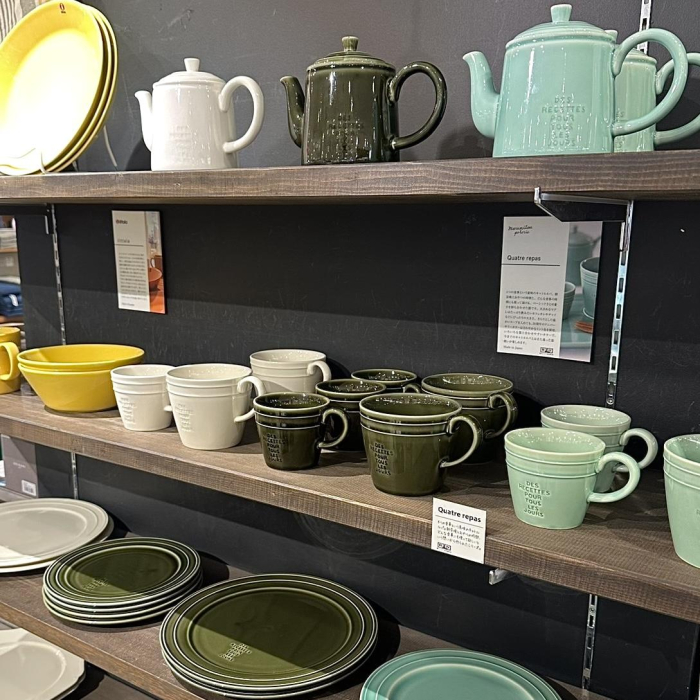 Three little song birds