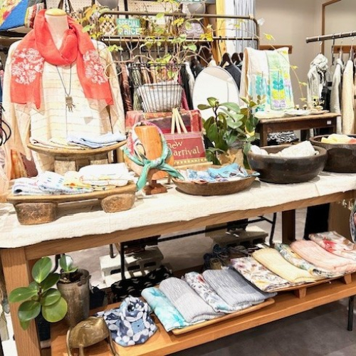 春物ショール続々入荷中！