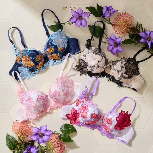 春の新作✨サルート✨