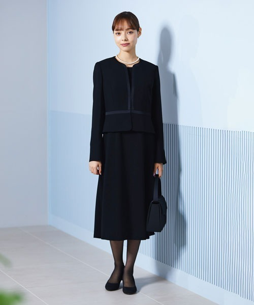 【喪服】【洗える】ノーカラー＆フレアワンピース ブラックフォーマルセットアップスーツ